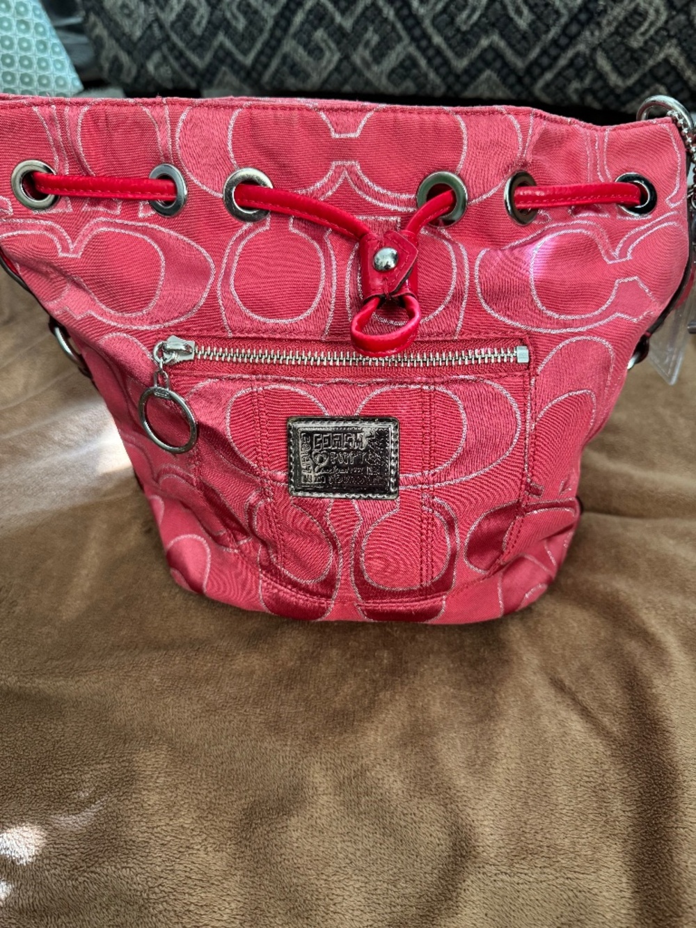 Authentic Coach Poppy 17930 Coral Glitter C Lurex Drawstring Bucket Bag